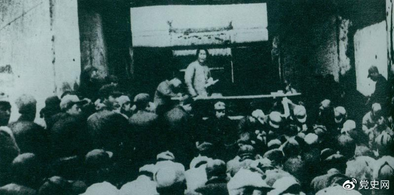 1935年12月27日，毛澤東在陜北瓦窯堡黨的活動分子會議上作《論反對日本帝國主義的策略》報告。